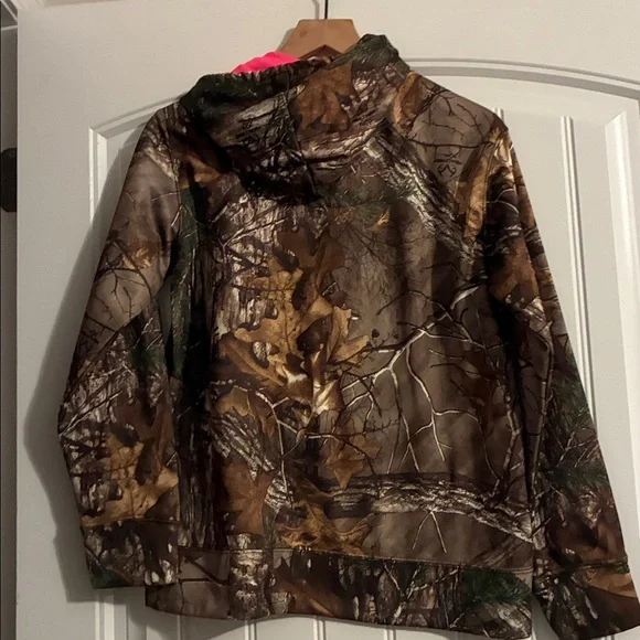 Realtree Camo Hoodie Medium - Picture 3 of 3